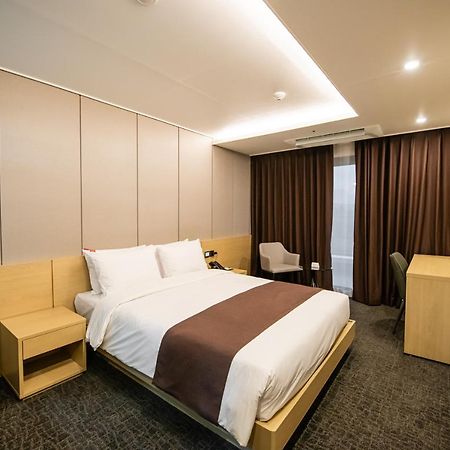 Jackson9S Hotel Chuncheon Buitenkant foto