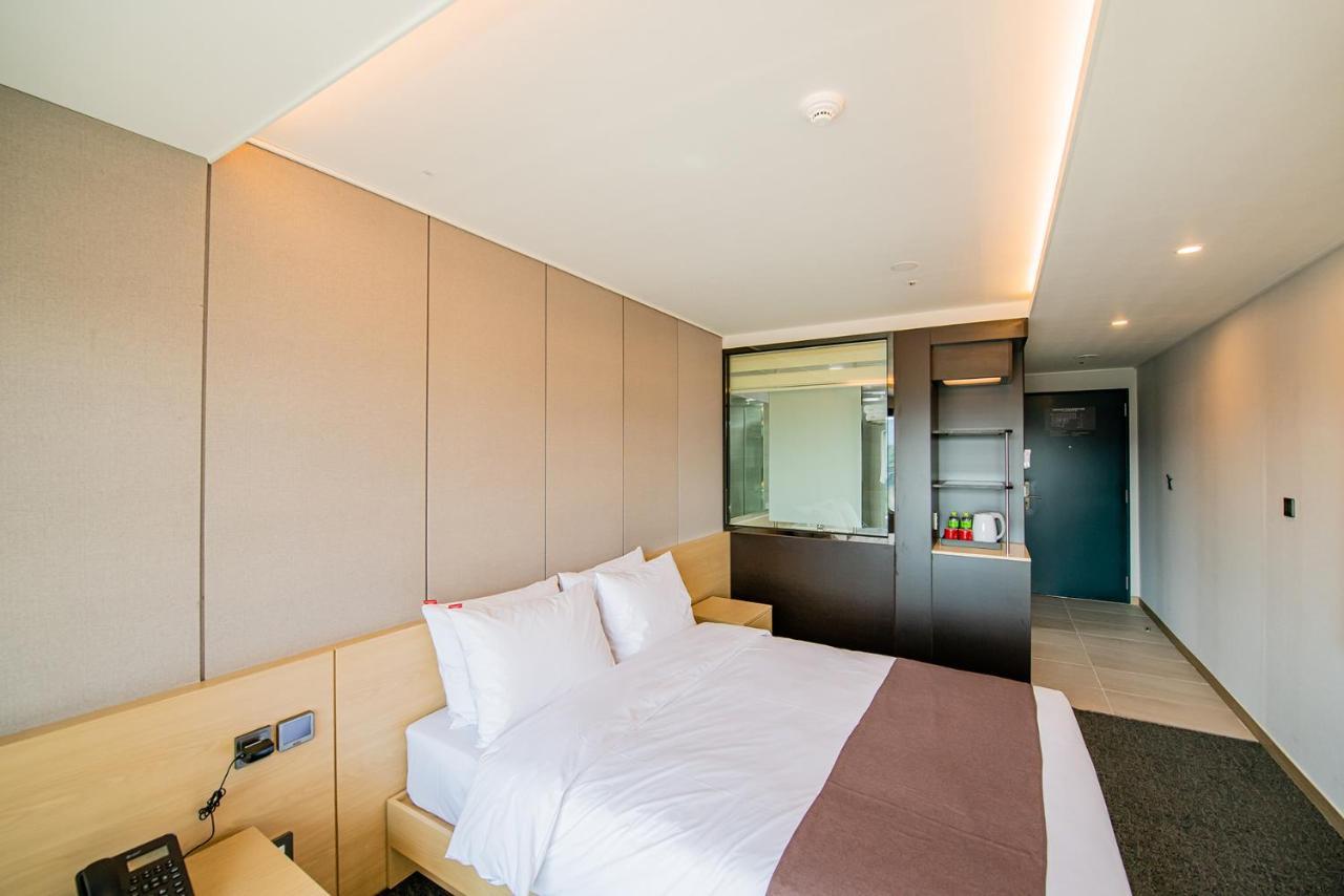 Jackson9S Hotel Chuncheon Buitenkant foto