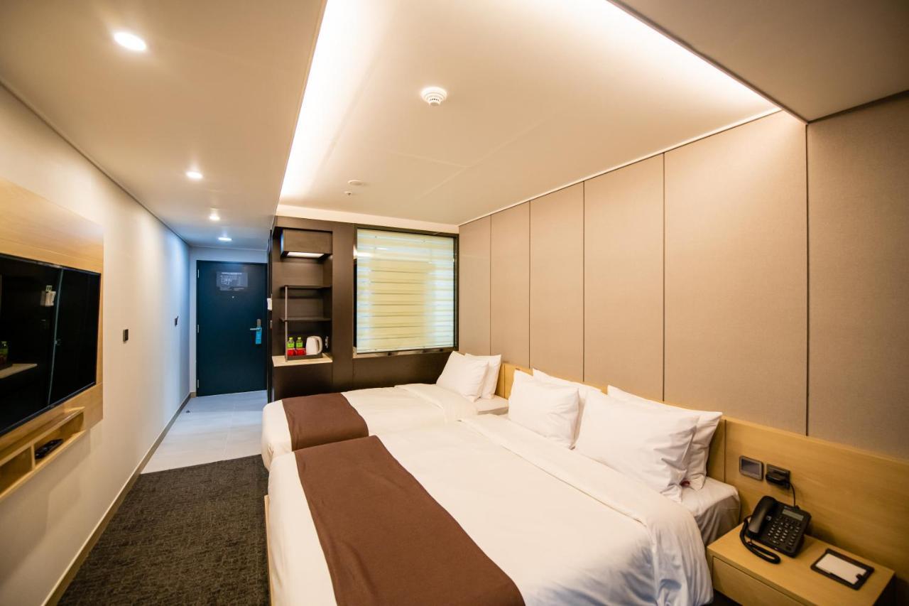 Jackson9S Hotel Chuncheon Buitenkant foto